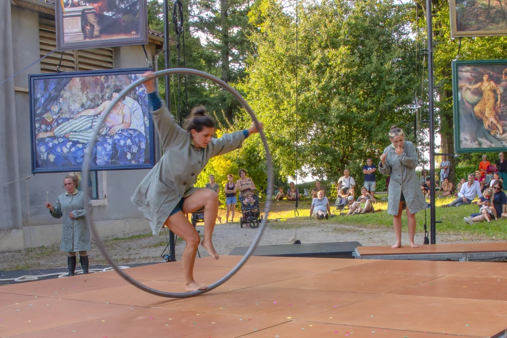 Festival des Arts de la Rue Tous Dehors à Saint Amour 2024