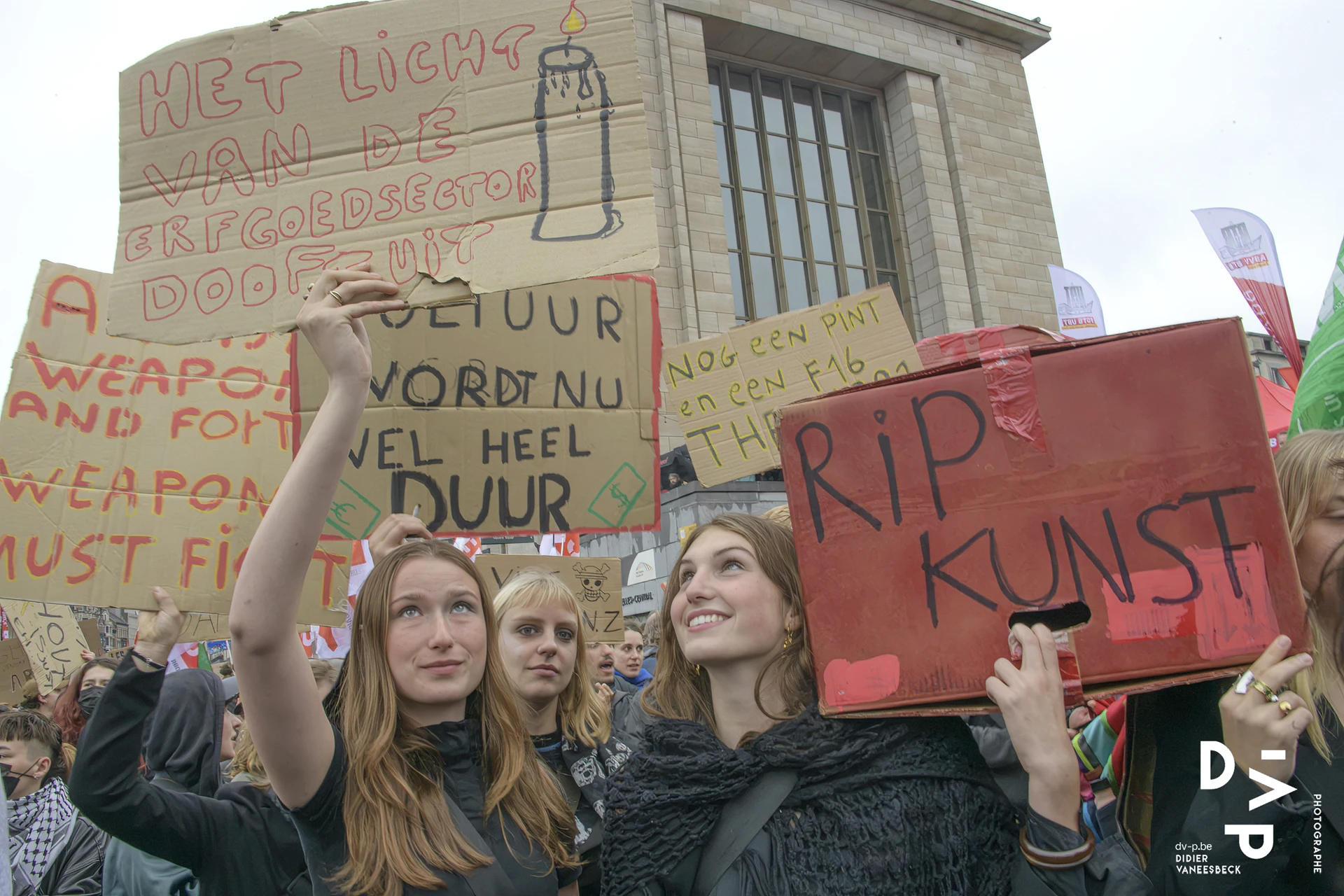 didier vaneesbeck photographe reportage bruxelles manifestation anti arizona 2026 2684