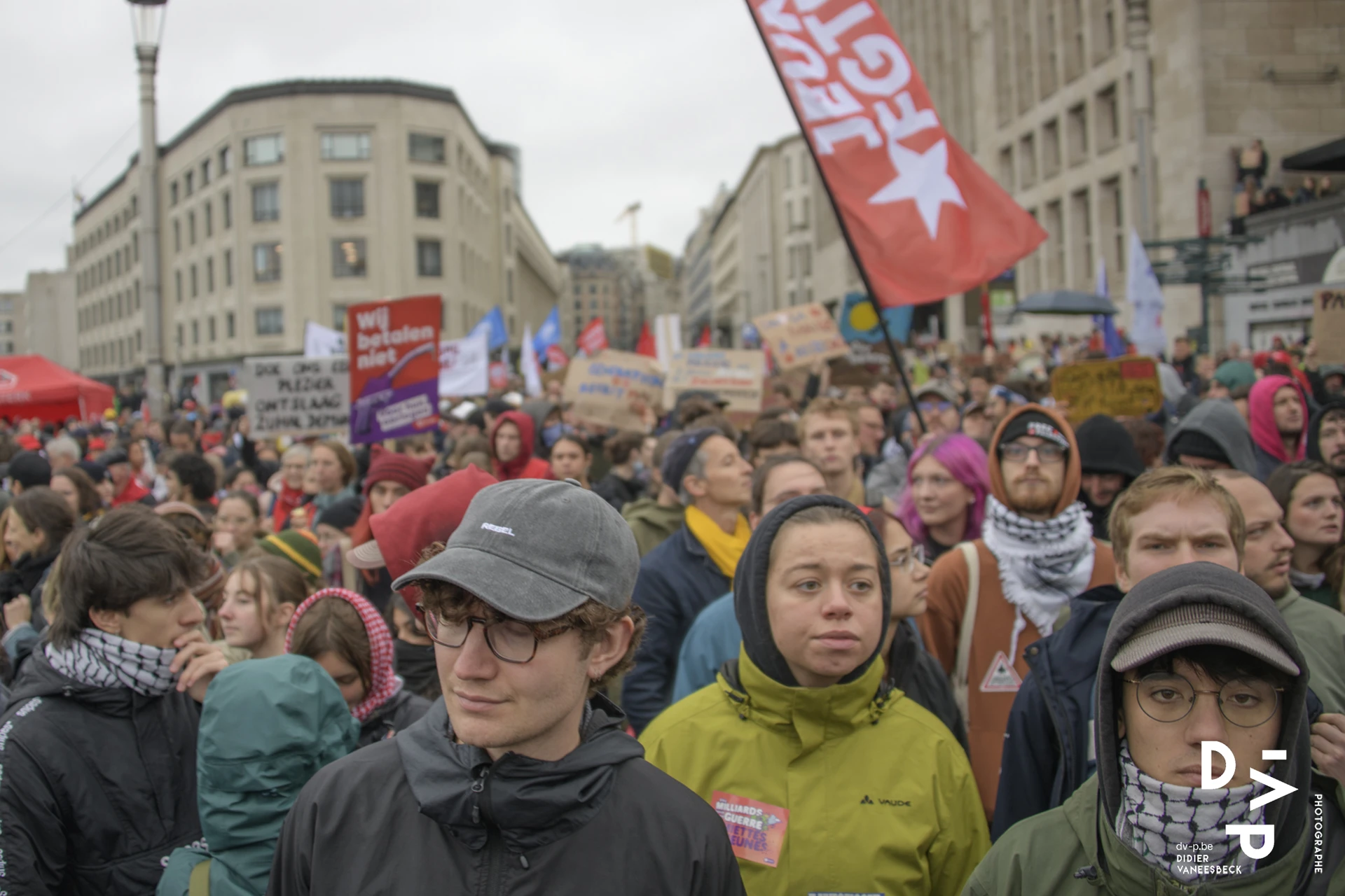 didier vaneesbeck photographe reportage bruxelles manifestation anti arizona 2026 2787